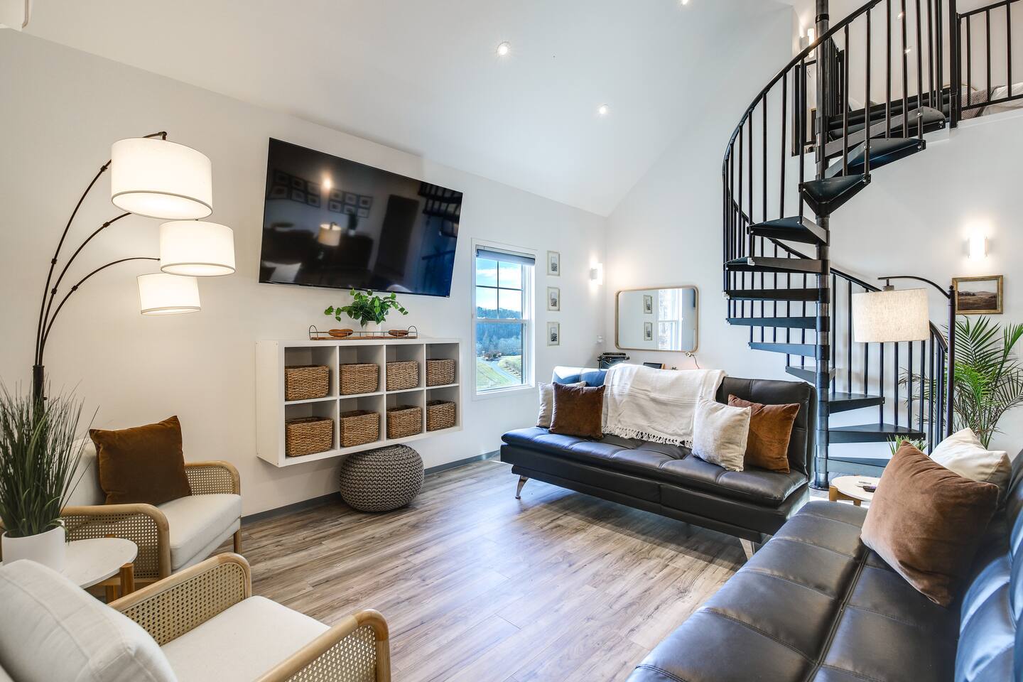 Barndo 2B at Cedar Pond Farms in Jefferson City — a three-bedroom barndominium on a working farm with Scottish Highland cattle.