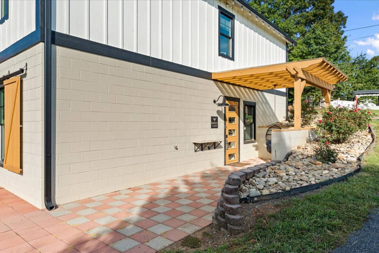 A look around Barndo 1 · Entire Building, one of the whole-barndominium rental stays guests book for a farm weekend in the Tennessee foothills near the Smokies.