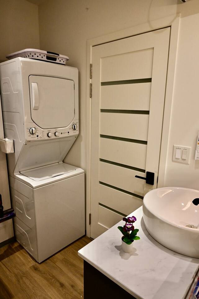 Barndo 3 · Entire Building at Cedar Pond Farms in Jefferson City — a whole-barndominium rental on a working farm with Scottish Highland cattle.